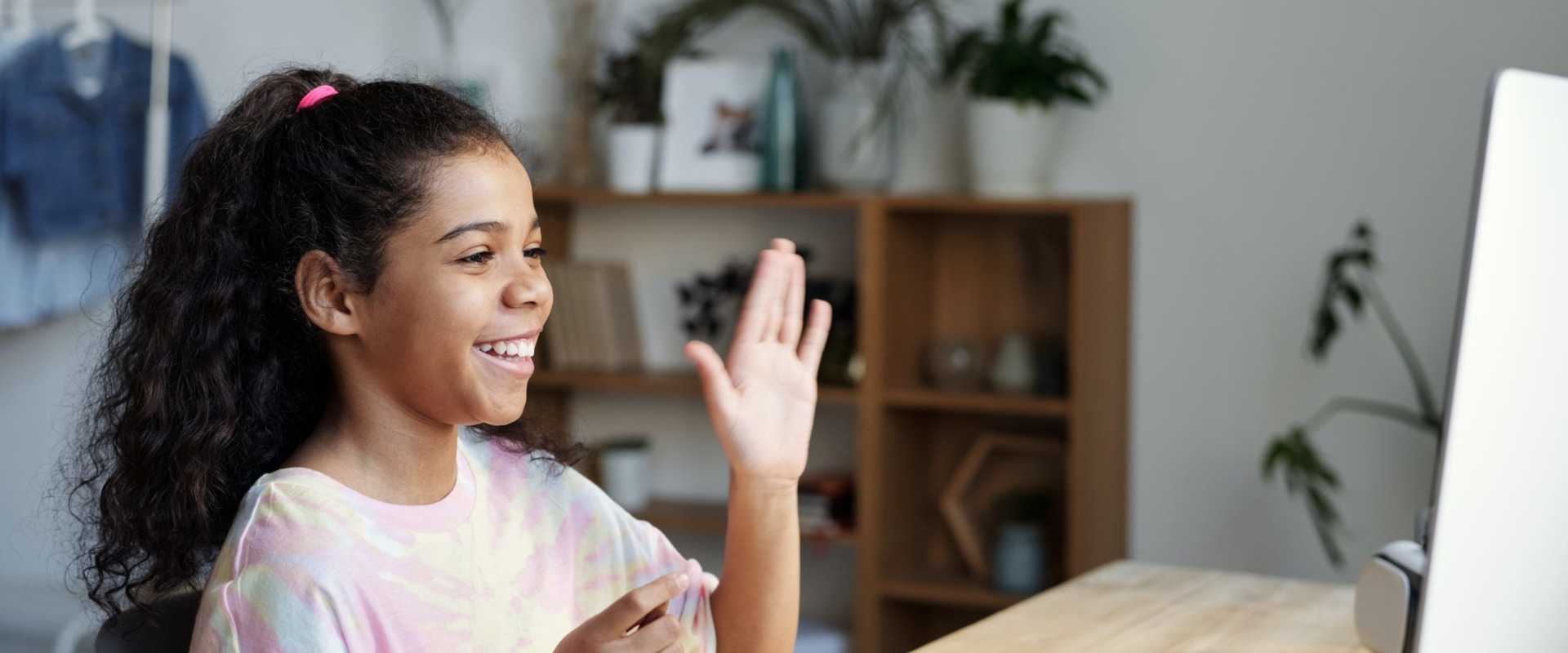 Asking Friends and Family for Referrals: Tips for Finding the Right Tutor Online